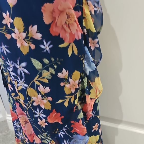 Sweet Pea Navy Floral Midi Dress - Picture 9 of 12